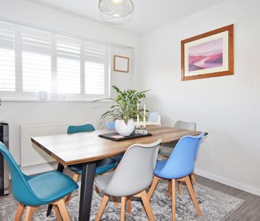 2 bedroom maisonette to rent - Photo 3