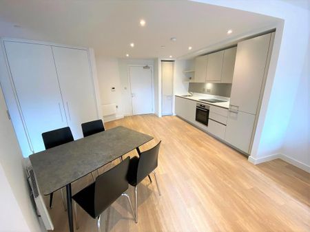 2 bedroom apartment to rent - Photo 4