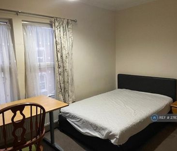 1 bedroom in a house share to rent - Photo 6