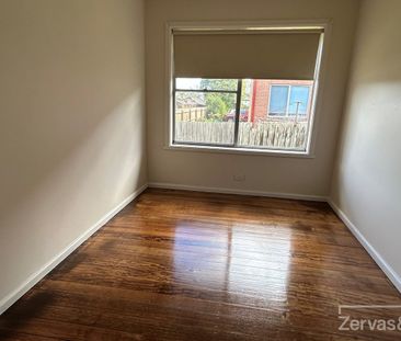 Updated 2 bedroom unit - Close to Dandenong Market and Shops - Photo 1