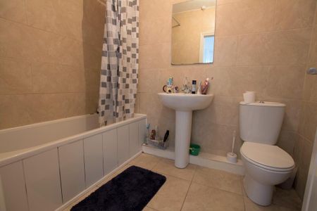 5 bedroom maisonette to rent - Photo 5