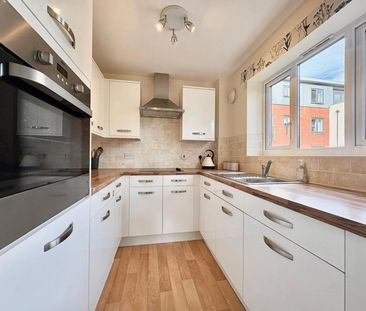 Park Lane, Camberley, Surrey, GU15 - Photo 6