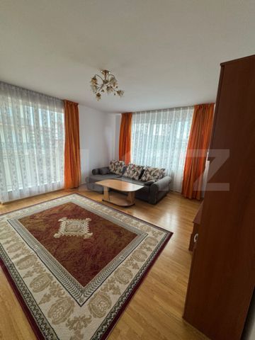 Apartament 2 camere, decomandat, zona Eroilor - Photo 2