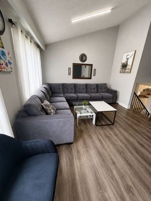 For Lease - 15 Hinchley Wood Grove, Brampton, Ontario - Photo 1