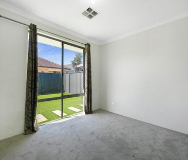 Modern Family Living in Prime Piara Waters Location - Photo 4