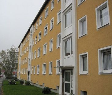 Renovierte 2,5 Zimmer Wohnung mit Balkon und Pelletofen! - Photo 1