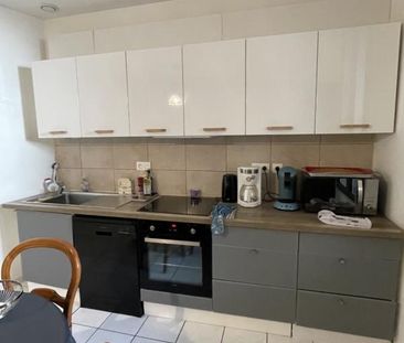 Location Appartement 2 pièces Meublé 81m² VILLENAVE D ORNON 33140 - Photo 5