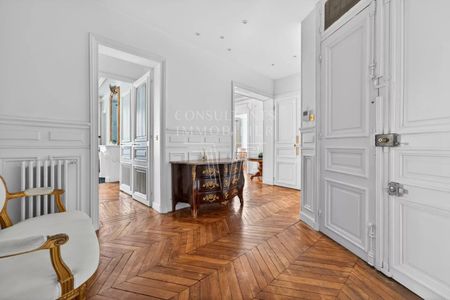 Tout savoir sur cet appartement dans le quartier Porte Dauphine, à Paris 16ème - Photo 2