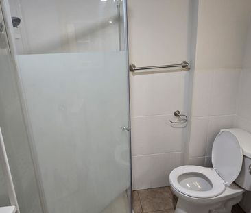 For Lease - 3661 Lakeshore Boulevard Unit# Lower #3, Toronto, Ontario - Photo 4