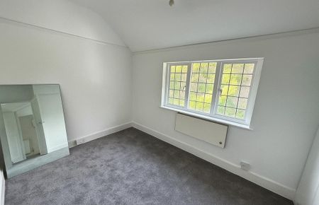 4 bedroom terraced house to rent - Photo 3