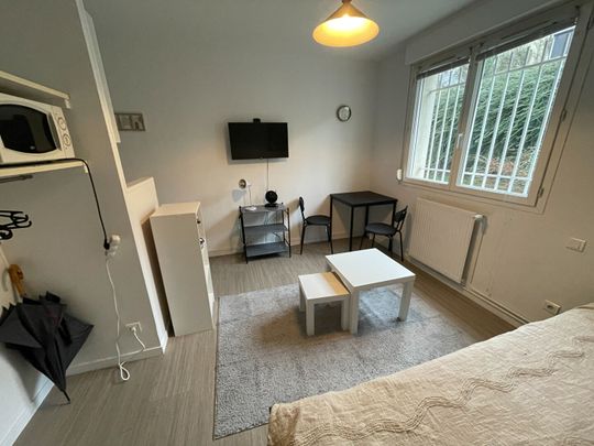 Location Appartement 1 pièce 17m² - Photo 1