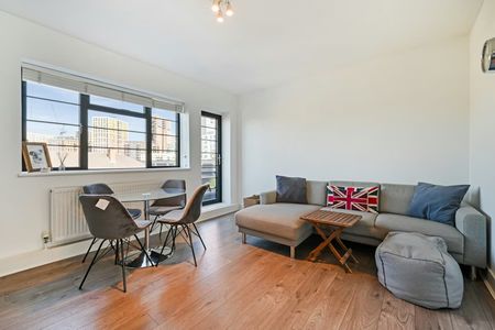 2 bedroom apartment - Photo 2