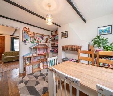 2 bedroom terraced house to rent - Photo 5