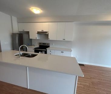 For Lease - 585 Colborne Street Unit# 1010, Brantford, Ontario - Photo 2