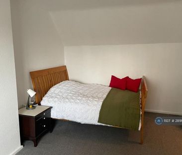 2 bedroom end of terrace house to rent - Photo 1