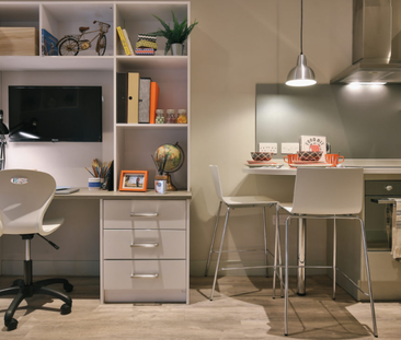 Studio to rent - Photo 1