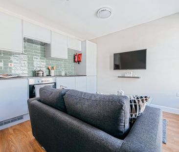 Studio to rent - Photo 5