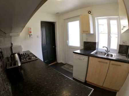 Student Accommodation, 79 Ripon Street, Lincoln, Lincolnshire, LN5 7NH, United Kingdom - Photo 3