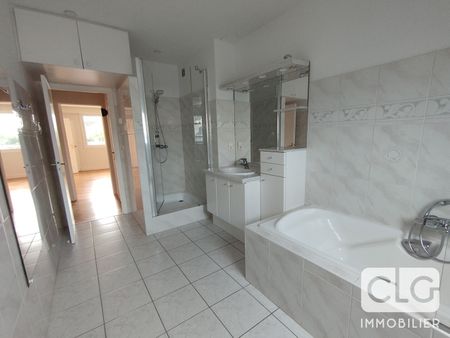 T5 - RUE JOSEPH HALLEGUEN - Photo 4