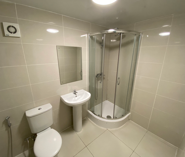 Flat 14, Samara Plaza, Room 1, LS2 9DU, Leeds - Photo 1