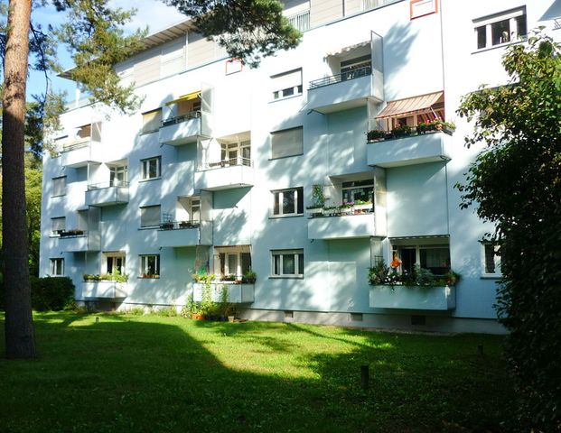 Modernisierte 3-Zimmer-Wohnung in Erlangen Sebaldussiedlung - Photo 1