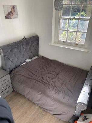 2 Bed Flat, Walters Road, N7 - Photo 1