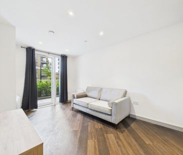 Lily House, 2 Eden Grove, Staines-Upon-Thames,TW18 - Photo 4