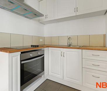 Charming Two Bedroom Apartment in Gungahlin - Photo 5