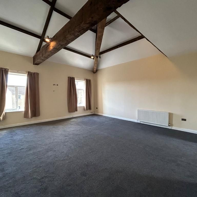 2 bedroom flat to rent - Photo 1