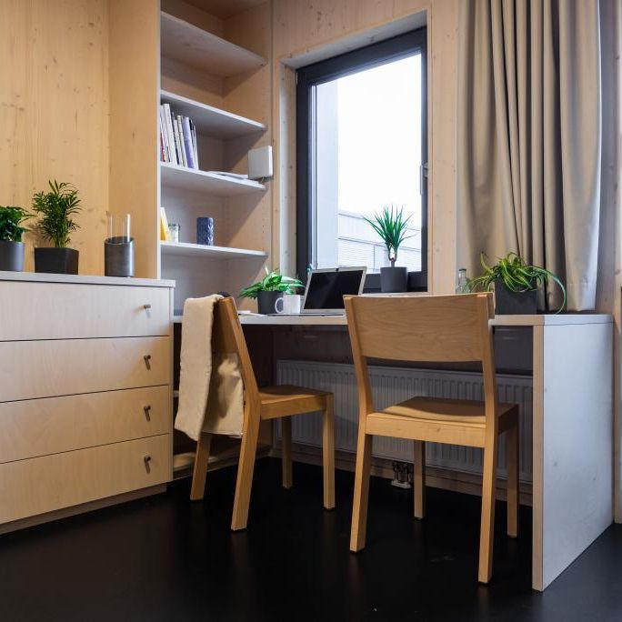 Bigger Bude C.04.19 - Photo 1