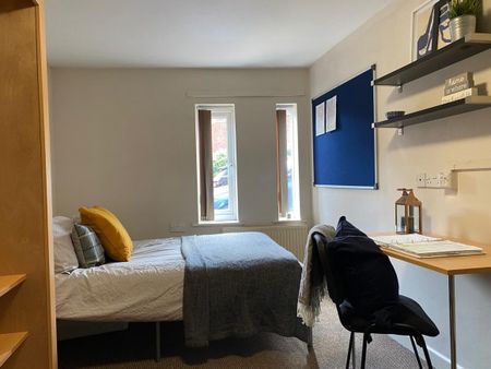 4 Bed - Flat 21, Cathedral Court â€“ 4 Bed - Photo 5