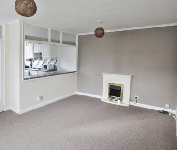 2 bedroom maisonette to rent - Photo 3