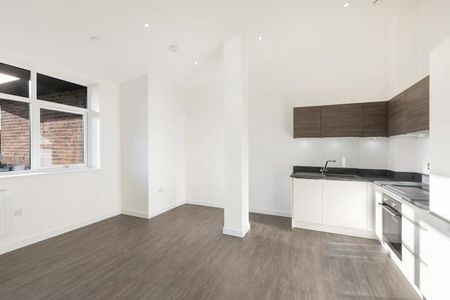 Studio to rent - Photo 2