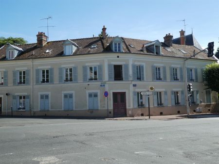 Location Appartement 4 pièces 82m² FONTAINEBLEAU 77300 - Photo 4
