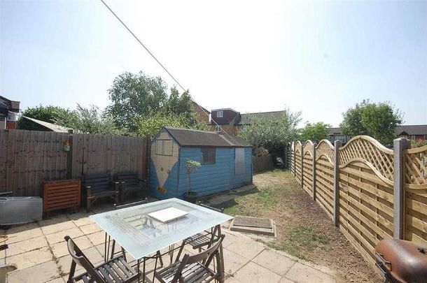 Rabournmead Drive, Northolt, UB5 - Photo 1