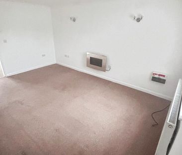 3 bedroom townhouse to rent - Photo 2