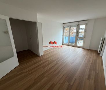Location Appartement 2 pièces 48m² - Photo 5