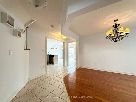 Detached Home For Lease | W9053645 - Photo 1