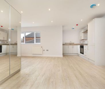 Studio to rent - Photo 3