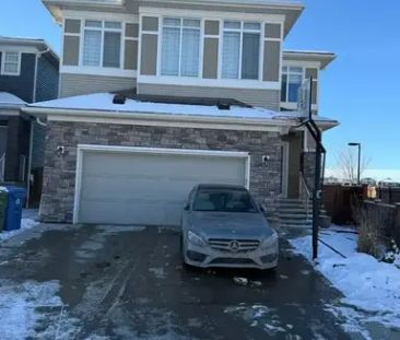 109 Sage Bluff Close NW Main Floor | 109 Sage Bluff Close Northwest... - Photo 1