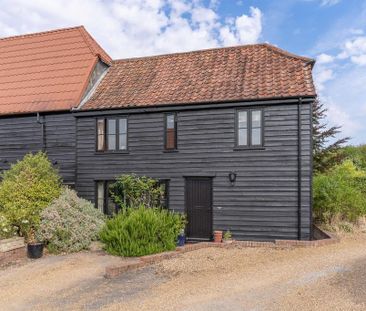 2 bedroom semi-detached house to rent - Photo 2