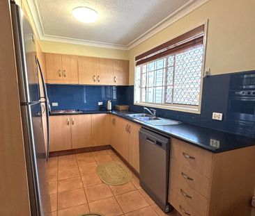 Comfortable Two-Bedroom Unit in Prime Bogangar Position - Photo 5