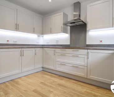 4 bedroom detached house to rent - Photo 1