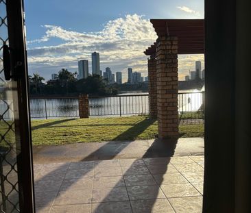 Mermaid Waters - Photo 1