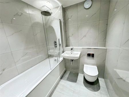 Station Road, Harlow, Essex - Photo 4