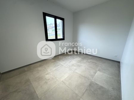 Châtillon-sur-Chalaronne – maison 5 pièces - Photo 5