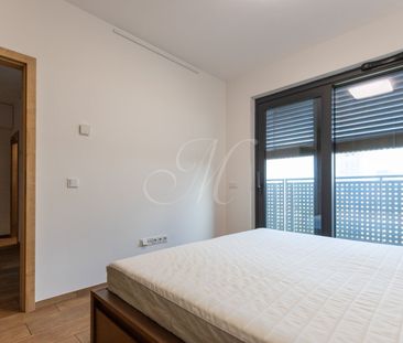 METROPOLITAN │Zariadený 2i byt s 2 balkónmi a parkovaním, Ružinov - Photo 3