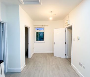 2 Bed Flat, Manton House, CV2 - Photo 3