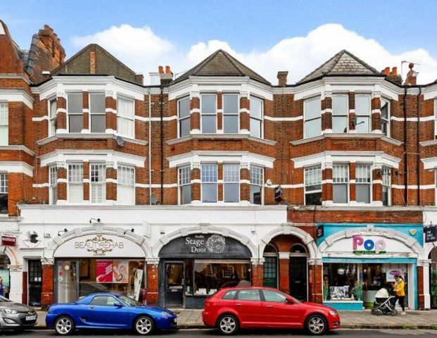 2 bedroom flat to rent - Photo 1