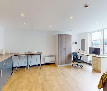 1 bedroom in a flat share to rent - Photo 6